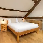 Barn *